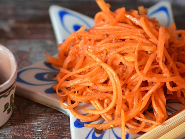 Гарбуз по-корейськи: швидкий рецепт, з морквою, з овочевим асорті, в апельсиновому соку, з грибами, з насінням льону, кунжуту, соняшнику &#8212; способи приготування в домашніх умовах
