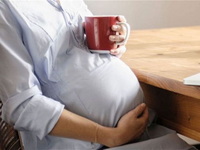 Чи можна пити каву і чай при вагітності? Можна чай з шипшиною при вагітності, ромашку, нирковий чай?