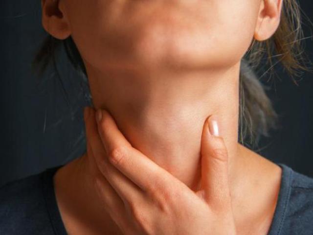 Відчуття печіння в горлі: причини печіння в горлі, гортані. Що робити при палінні в гортані: лікування