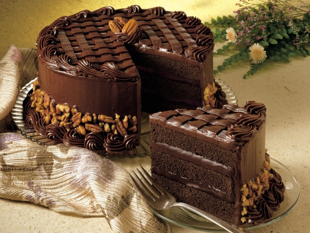 Торт «Шоколад», «Три шоколаду», муссовый, з білим шоколадом своїми руками: покрокові рецепти, поради, фото, відео. Як зробити шоколад, глазур, крем для торта: рецепт. Як прикрасити торт шоколадом, зробити патьоки, напис з шоколаду?