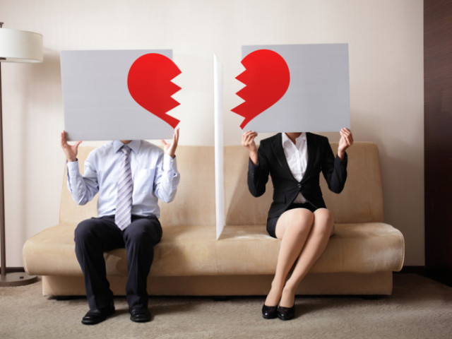 Як пережити важкий розлучення жінці: поради психологів. Що відчуває жінка після розлучення, і як з цим впоратися?