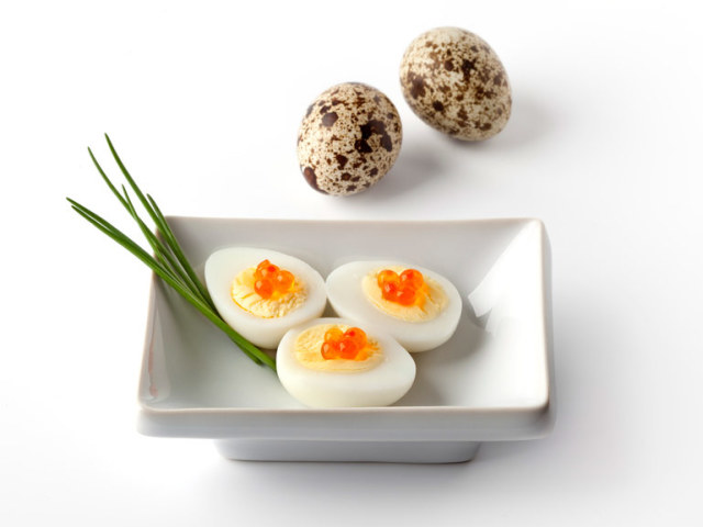 Скільки варити яйця перепелині? Як варити яйця перепелині яйця некруто, для дитини, для салату, щоб легко чистилися?