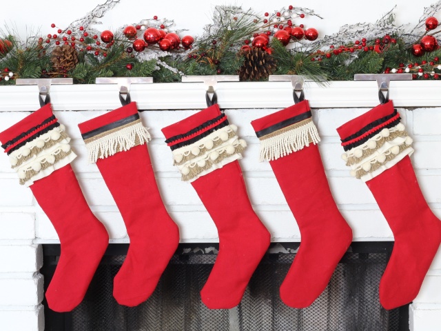 Новорічні та різдвяні шкарпетки для подарунків своїми руками. Як придбати новорічні шкарпетки для подарунків в інтернет магазині Алиэкспресс?