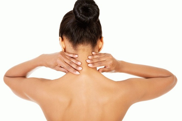 Як робити масаж шиї собі: основні прийоми та техніки самомасажу