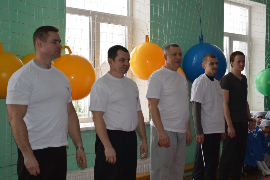 Які конкурси проводити на ранок 23 лютого