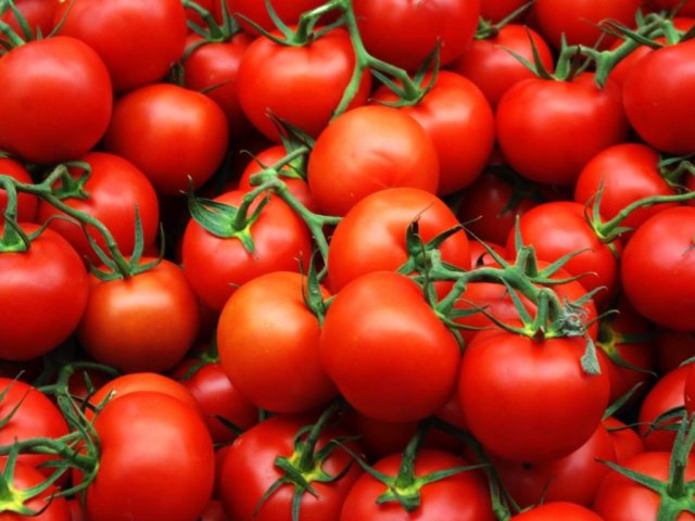 Калорійність свіжого помідора і після теплової обробки