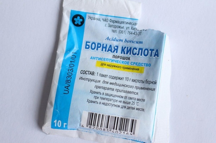 На першому місці однозначно можна поставити борну кислоту, що вже багато років допомагає боротися з паразитами
