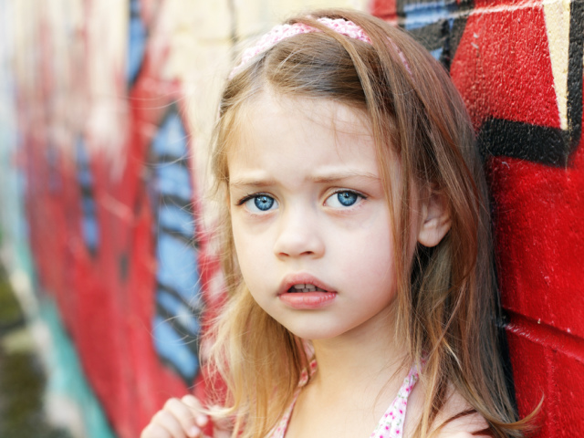 Синці під очима у дитини: причини, що робити? Чому у дитини бліда шкіра і червоні, чорні, фіолетові синці та мішки під очима?