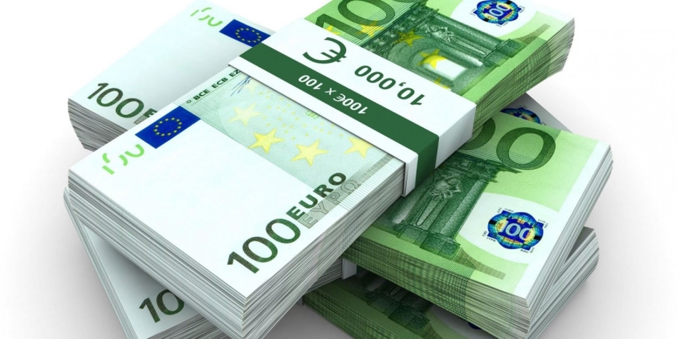 Як взяти споживчий кредит готівкою в банку під мінімальний відсоток?