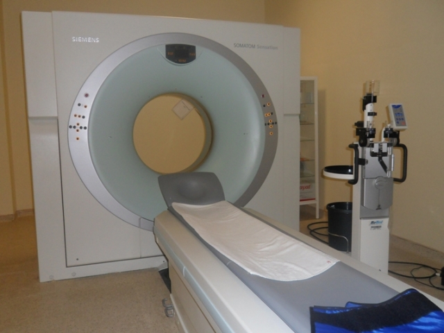Що краще, інформативніше, ефективніше, точніше, безпечніше &#8212; діагностика рентген або МРТ: порівняння. Чим відрізняється рентген від МРТ, в чому їх відмінність? Як часто і за скільки можна робити після рентгена МРТ? Можна МРТ замінити на рентген?