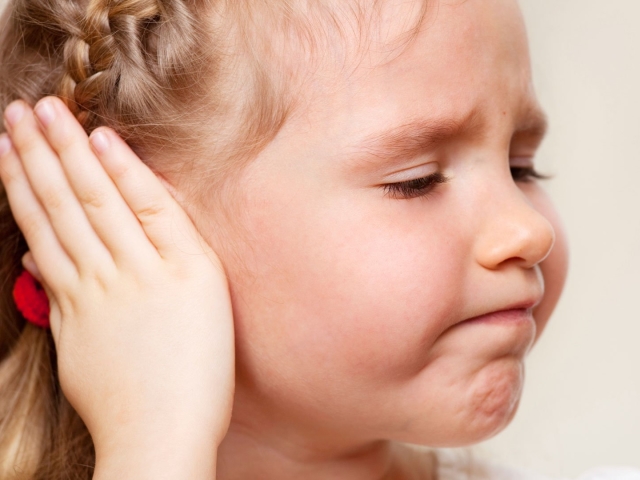 Що таке золотуха у дорослих і дітей за вухами: симптоми, ознаки, причини, лікування. Як лікувати золотуху у дорослих і немовлят?