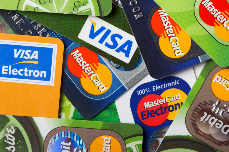 Картки Visa або Mastercard
