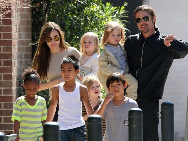 Як зараз виглядають діти Анджеліни Джолі і Бреда Пітта: цікаві факти, фото