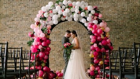 Весільна арка з повітряних кульок: варіанти оформлення і способи створення своїми руками