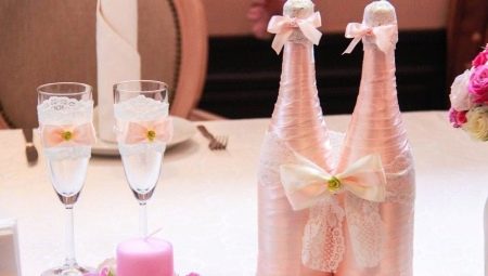 Прикраса пляшок на весілля: способи та цікаві приклади