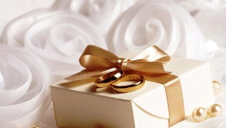 Що подарувати на весілля сина від батьків?