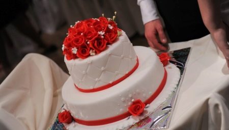 Весільні торти в різних стилях: кращі ідеї і цікаві приклади