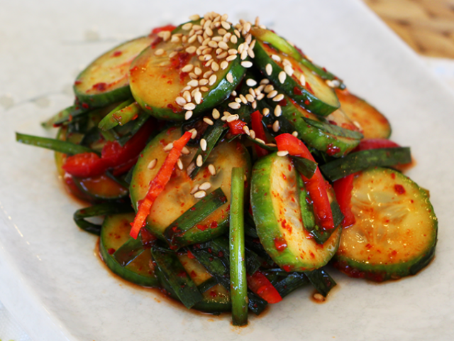 Овочі по-корейськи: морквина з грибами, огірки з кабачками, баклажани з помідорами і солодким перцем: 3 найсмачніших рецепту з докладними інгредієнтами